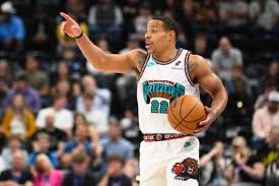 كافاليرز ينتفض ويفوز على جريزليز بدوري السلة الأمريكي