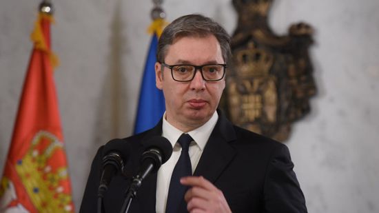 الرئيس الصربي يريد "تجنب مصادرة" الحصص الروسية في شركة النفط الوطنية