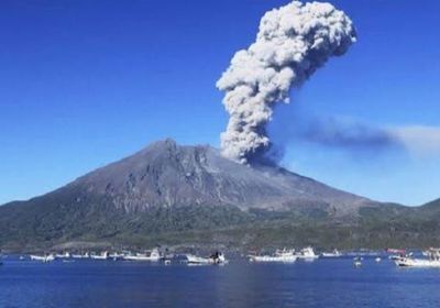 إلغاء عشرات الرحلات الجوية بعد ثوران بركان في اليابان