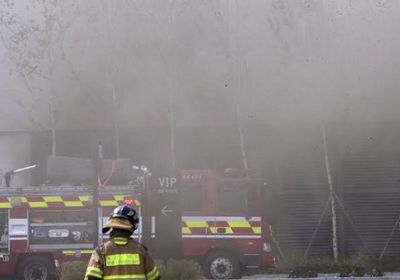 اندلاع حريق ضخم بمركز تجاري في كوريا الجنوبية