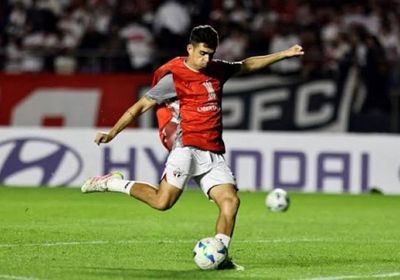 البرازيلي أوسكار يخرج من المستشفى بعد خمسة أيام