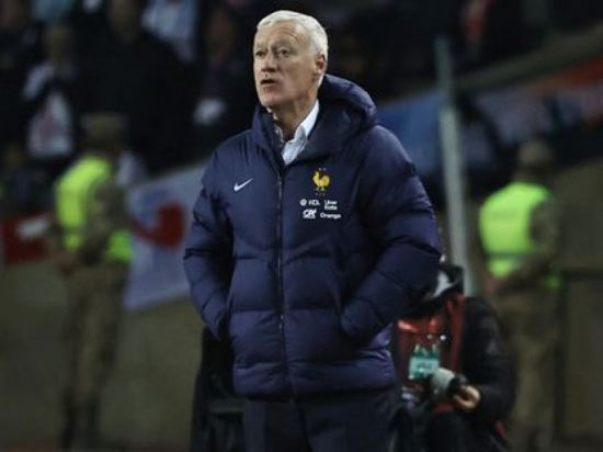 ديشان سعيد بأداء فرنسا أمام أذربيجان رغم غياب اللاعبين الكبار