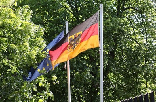 انتحار التوأمتين كيسلر عن عمر 89 عامًا