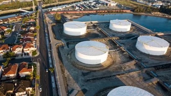 مخزونات النفط ترتفع 6 ملايين برميل بدول التعاون الاقتصادي