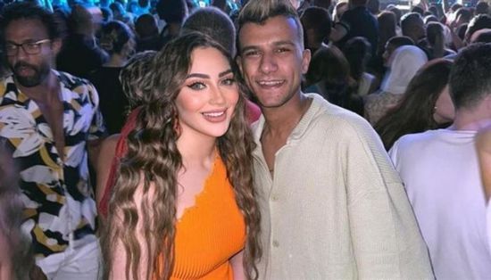 جهاد أحمد تعلن انفصالها عن عصام صاصا