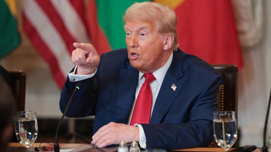 ترامب يوقع على مشروع قانون للإفراج عن "إبستين"