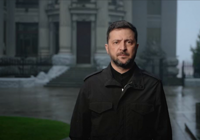 "فقدان الكرامة أو شريك رئيسي".. زيلينسكي للأوكرانيين: نواجه خياراً صعباً للغاية