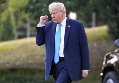 مسؤول أمريكي ينتقد خطة ترامب لإنهاء الحرب بأوكرانيا