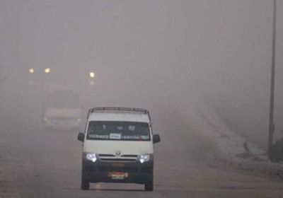 إغلاق الطريق الصحراوي في مصر بسبب الشبورة المائية