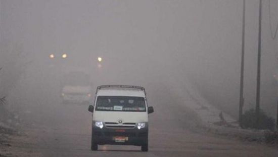 إغلاق الطريق الصحراوي في مصر بسبب الشبورة المائية