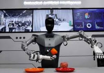 روبوت صيني شبيه بالبشر يدخل غينيس لسيره مئة كيلومتر في ثلاثة أيام