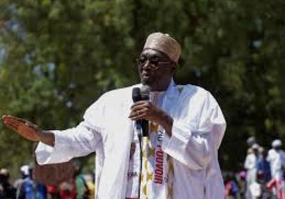 جامبيا تستقبل زعيم المعارضة الكاميروني بعد احتجاجات دامية