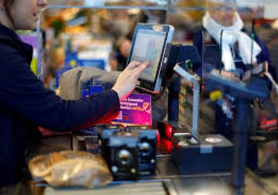 الأميركيون نحو إنفاق قياسي خلال موسم العطلات رغم الوضع الاقتصادي