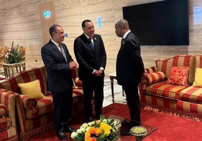 رئيس أنجولا يستقبل رئيس الوزراء المصري ووزير الخارجية في لواندا