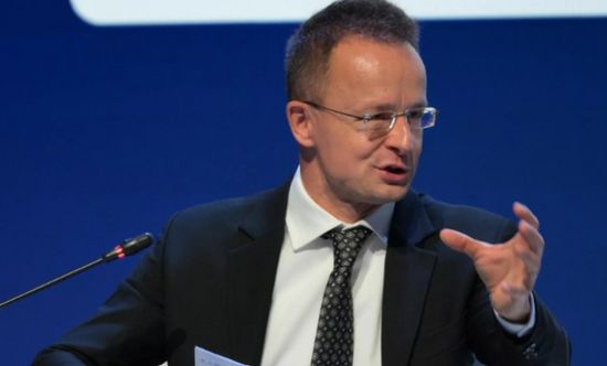 هنغاريا: بعض قادة أوروبا يحاولون إفشال خطة ترامب بشأن أوكرانيا