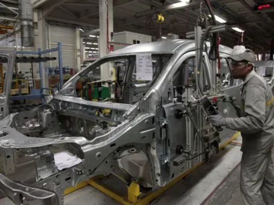 المغرب يطور سلسلة الإمداد للسيارات الكهربائية