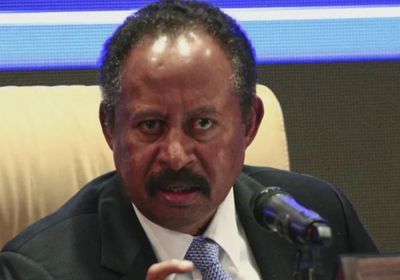 حمدوك يحذر من عودة السودان لـ"الإرث المظلم"