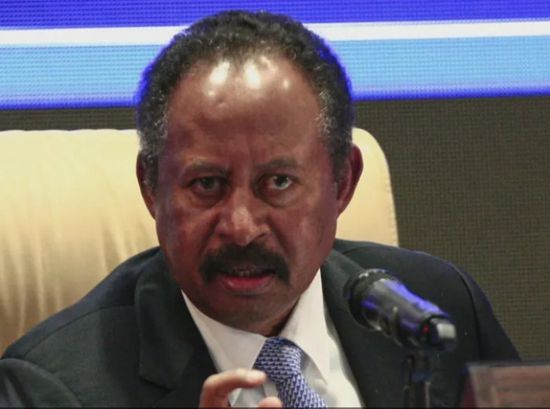 حمدوك يحذر من عودة السودان لـ"الإرث المظلم"