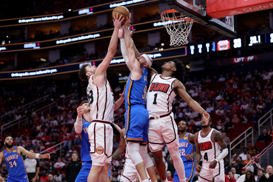 ماجيك يسحق سيفنتي سيكسرز ويسجل رقمين قياسيين في تاريخ الفريق