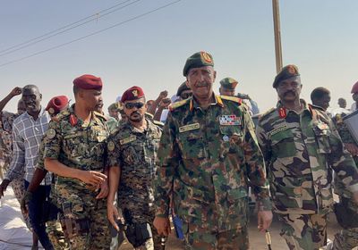 البرهان يناشد ترامب بالتدخل لإنهاء الحرب في السودان