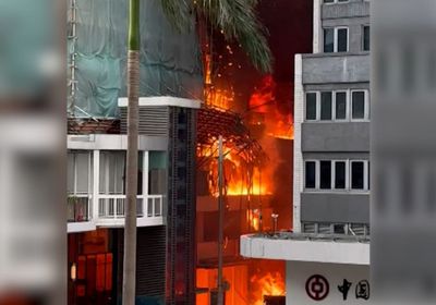 مصرع 40 شخصًا وإصابة 45 في حريق ضخم بهونغ كونغ