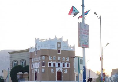 تزيين شوارع سيئون بأعلام الجنوب ترقبا لاحتفالية 30 نوفمبر