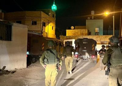 قوات الاحتلال تقتحم مخيم العروب شمالي الخليل