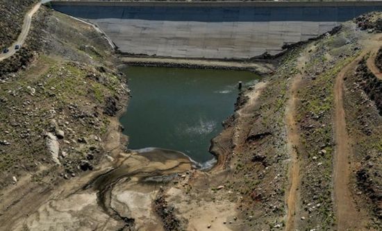 اليونان تعلن حالة طوارئ مائية في أثينا وبحر إيجه