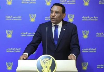 رئيس الوزراء السوداني يبحث مع المبعوث الأممي علاقات التعاون المشتركة