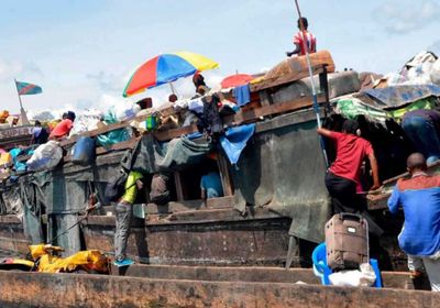 وفاة 19 شخصًا إثر انقلاب قارب في الكونغو