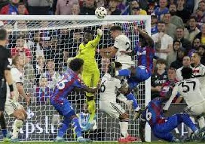 يونايتد يلحق ببالاس أول هزيمة على أرضه في الدوري الإنجليزي منذ فبراير