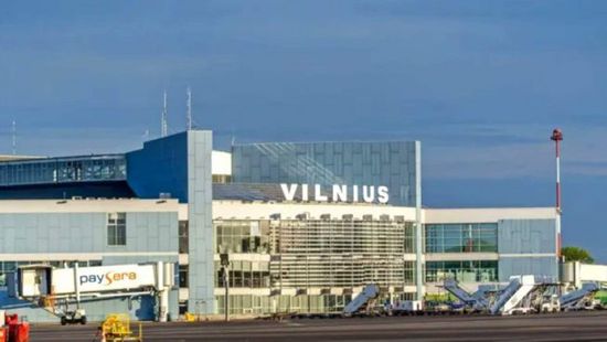 إغلاق مطار العاصمة ليتوانيا مجددًا بسبب المناطيد