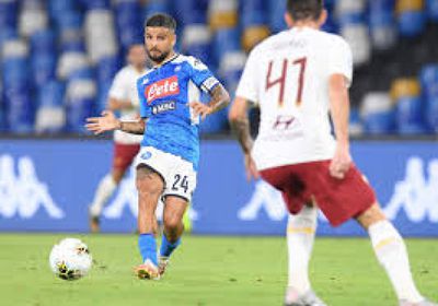 نابولي يخطف فوزًا مهمًا من روما