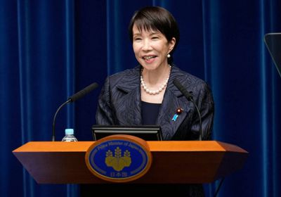 رئيسة وزراء اليابان تؤكد جاهزية الحكومة للتدخل في سوق الصرف