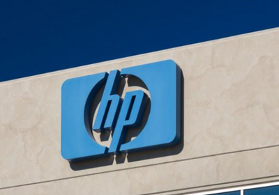 سهم "إتش بي" يتراجع بعد خطة تسريح 6 آلاف موظف