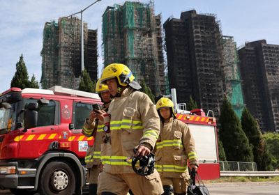 هونج كونج تعتقل المزيد من المشتبه بهم في حريق الأبراج