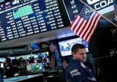إقفال الأسهم الأمريكية على تراجع بظل موجة بيع الكريبتو