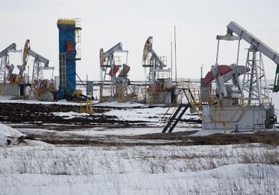 الخصومات على خام "الأورال" الروسي تضغط على الإيرادات الحكومية