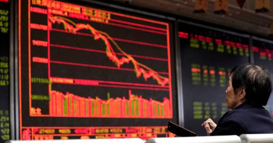 هبوط مؤشرات الأسهم الصينية قبيل الاجتماعات السياسية
