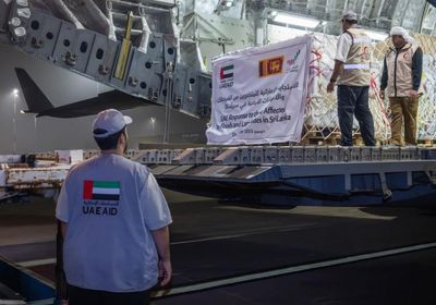 الإمارات تغيث متضرري فيضانات سريلانكا بـ20 طناً مساعدات