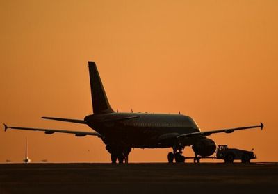 الولايات المتحدة تطالب فنزويلا باستئناف رحلات الطيران للمهاجرين