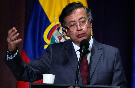 رئيس كولومبيا يهدد ترامب: تهديد سيادتنا إعلان حرب