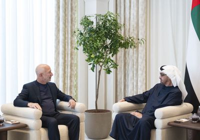 رئيس الإمارات يستقبل مؤسس ورئيس مجلس الإدارة التنفيذي لأمازون