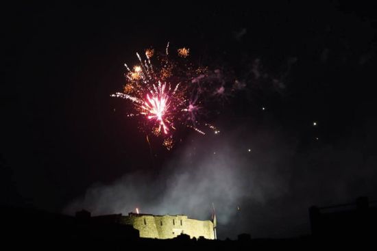 بإطلاق ألعاب نارية.. الحزام الأمني يحتفي بتحرير وادي حضرموت