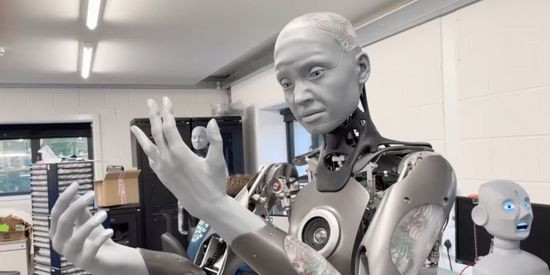 الصين تحذّر من خطر تشكّل فقاعة استثمارية في قطاع الروبوتات