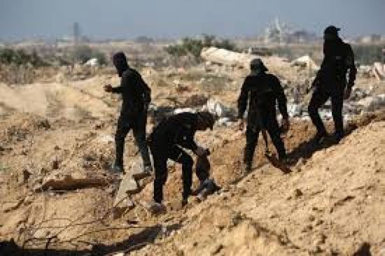 إسرائيل: مقتل نحو 40 من مسلحي حماس المحاصرين في أنفاق تحت رفح