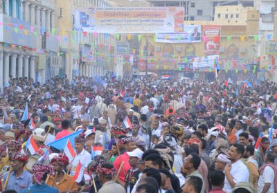 عدة حافة القطن للألعاب الشعبية الشبواني تقيم مطلعها السنوي