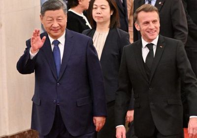 ود واضح بين شي وماكرون في الصين دون اتفاقات تذكر