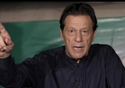 الجيش الباكستاني يصف عمران خان بـ"مريض عقليا"