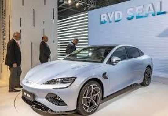 تراجع مبيعات "بي واي دي" للشهر الثالث على التوالي